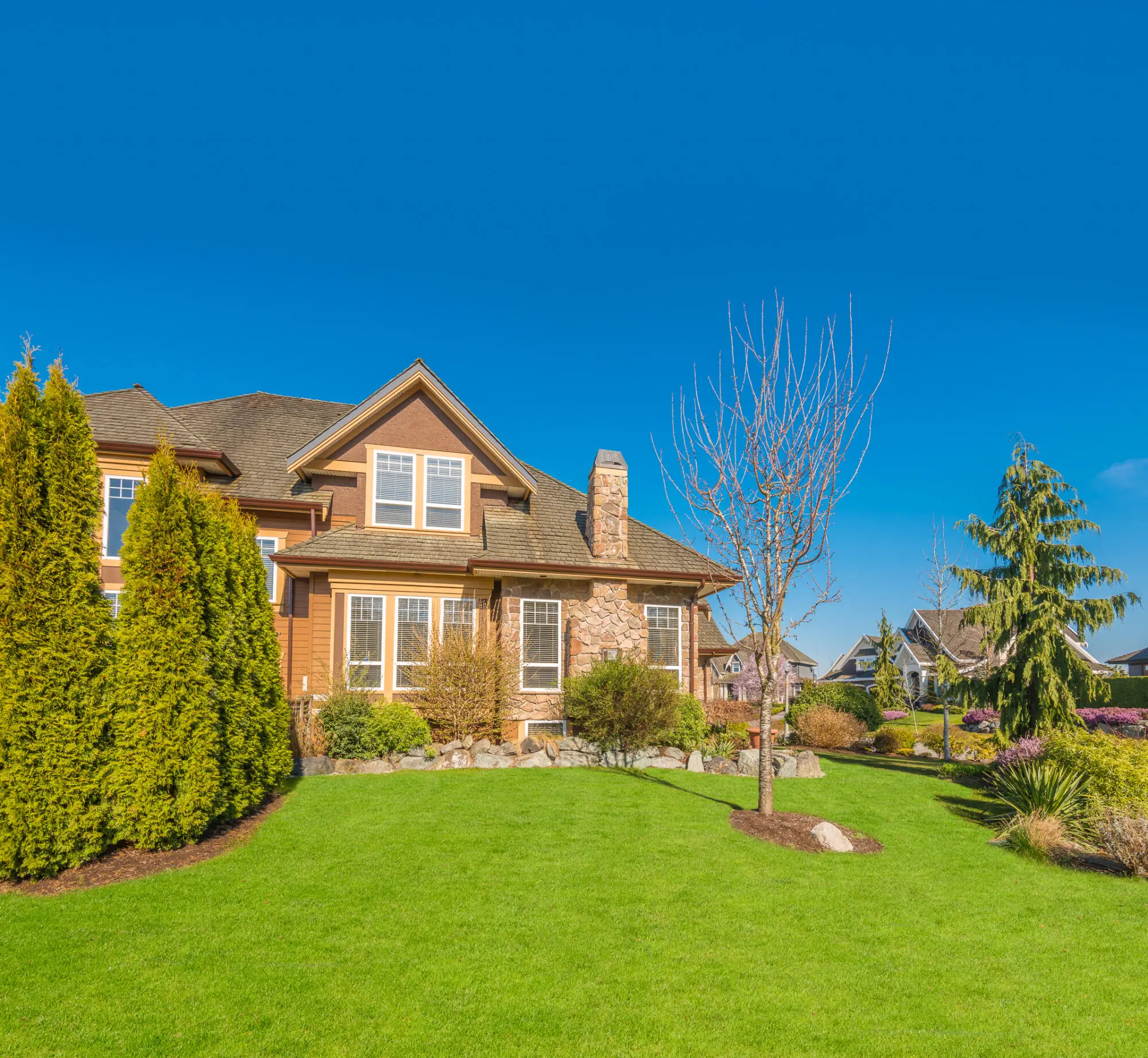 Managing Fort Myers Resident Expectations with Professional HOA Services